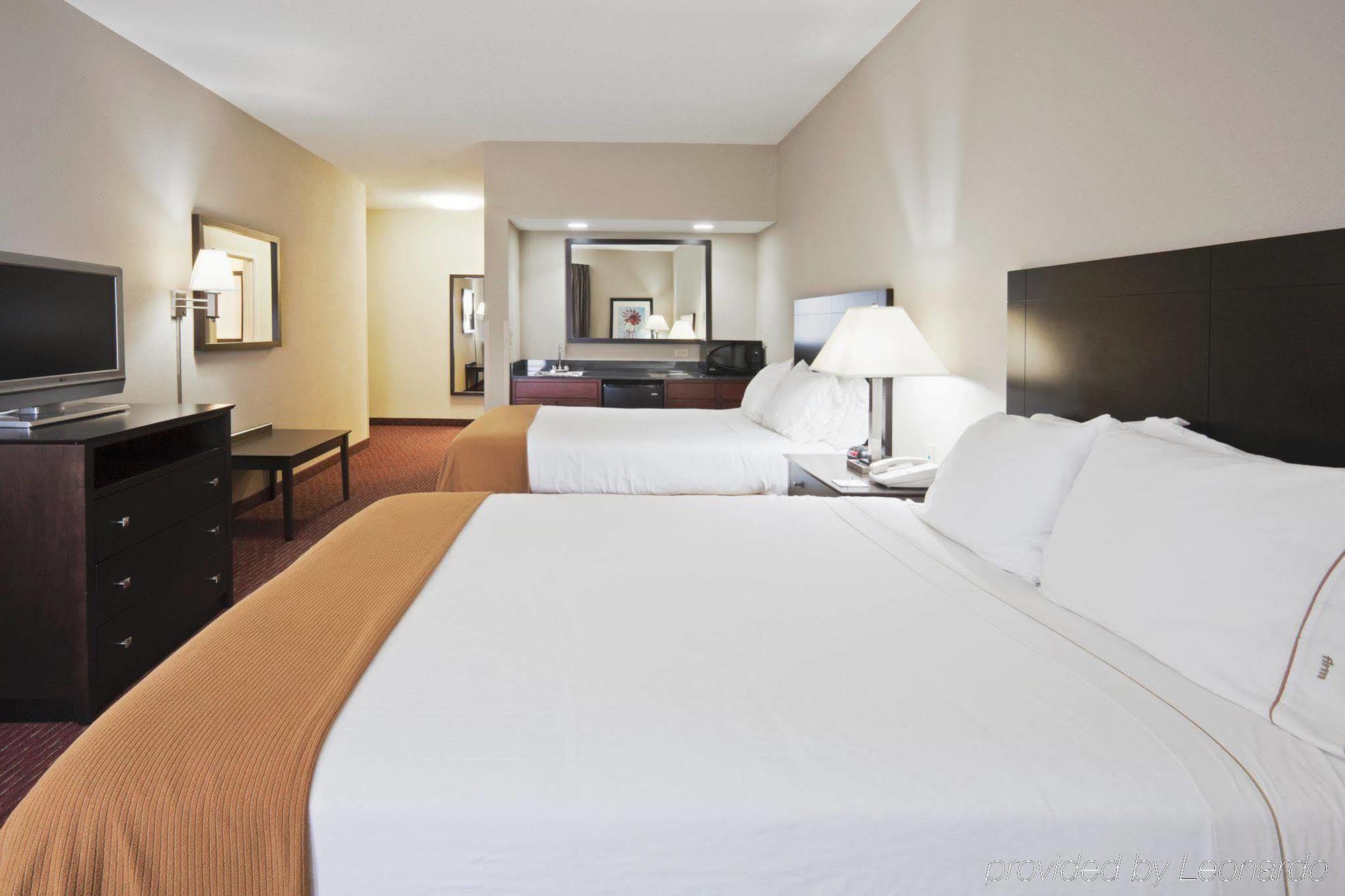 Holiday Inn Express Fort Wayne - East - New Haven By Ihg Exterior photo