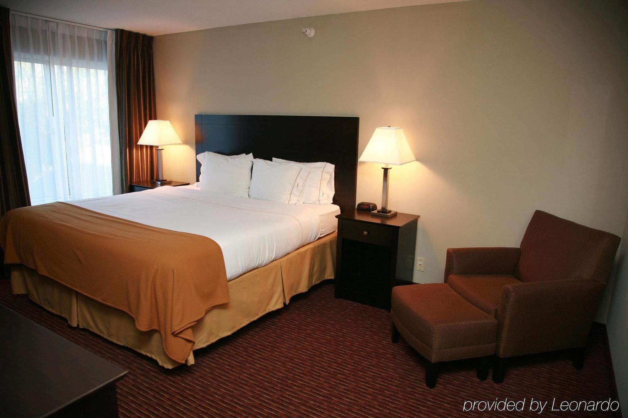 Holiday Inn Express Fort Wayne - East - New Haven By Ihg Exterior photo